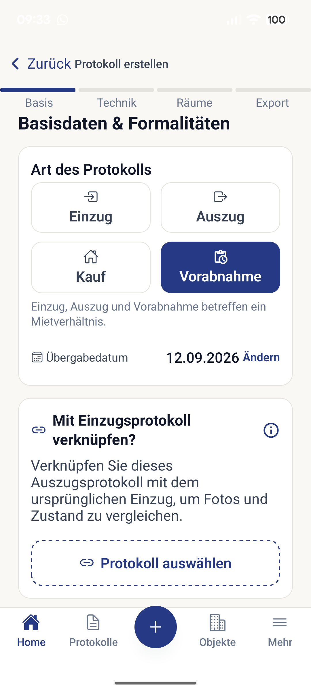 App-Screen: Protokollart Vorabnahme ausgewählt — neben Einzug, Auszug und Kauf, mit Übergabedatum und Verknüpfung zum Einzugsprotokoll